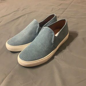 Steve Madden blue slip ons